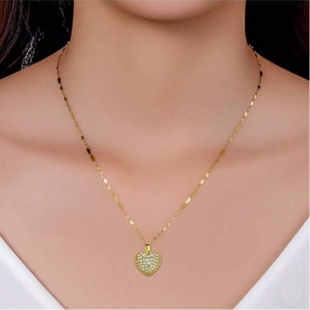 Cute Shell Pendant Necklace